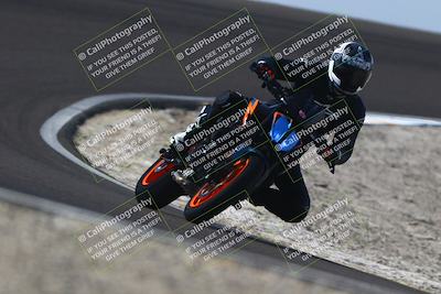 media/Nov-02-2025-Lets Ride (Sun) [[f7a3caa734]]/B Group/1220pm (Turn 2 Outside)/